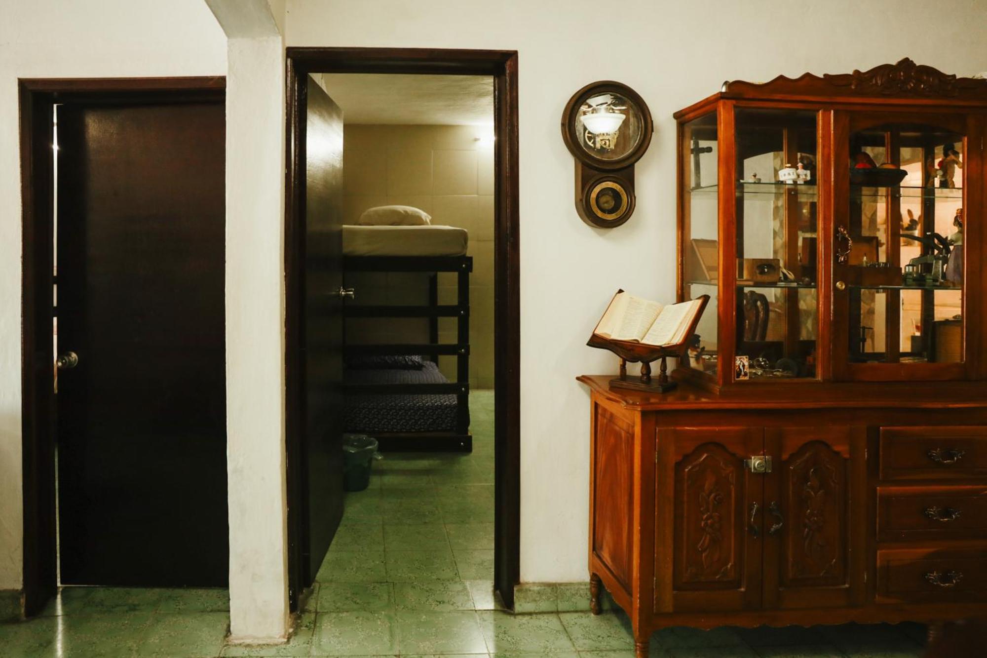 Hostal Casa Cucu - Wifi, Hot Water, Ac, Free Water Refill - Stay 3 Nights Or More And Get 1 Day Free Bikes & 1 Free Laundry Wash Valladolid  Exterior photo